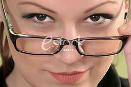 woman with eyeglasses