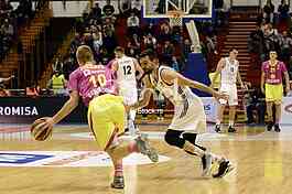 Basketball game