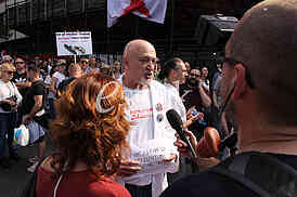 Protest ispred Vlade RS