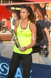 Public tennis hour 
