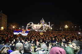 Protest ispred skupstine grada