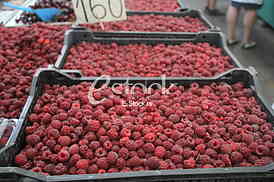 Belgrade, 14. june 2018., Raspberries on the market