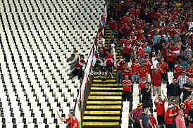  Serbia-Wales, football match.
