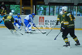 Ice hockey