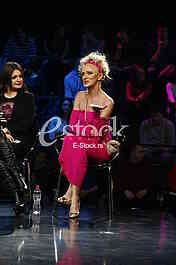 pink, zadruga, bebi dol