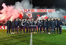 Zvezda docek