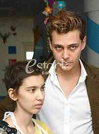 actor Milos Bikovic spending time with children at the Department of Oncology