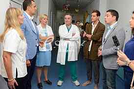 actor Milos Bikovic spending time with children at the Department of Oncology