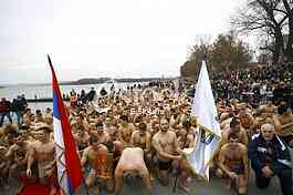 Race for the Holy Cross