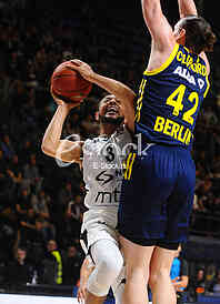 PARTIZAN vs ALBA