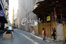 In Resavska street at the building site, a man fell into a hole of the elevator