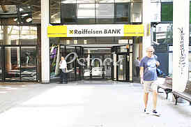 Entry Raiffeisen Bank