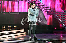 Pinkove zvezdice_photo_e_stock_Katarina Cvijovic
