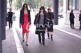 Milica Dabovic and Ana Dabovic on the trial at their brother Milan.


