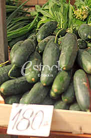 Krastavci na pijaci, Cucumber on market