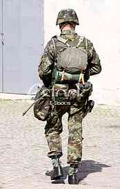 Guide Alexander Ojdanic, Corporal military police barracks Topcider Kosutnjak, military police, army, uniform, full war equipment, army, weapons, a soldier in full battle gear, A trench accessories, M-21A rifle, weapon, helmet, camouflage uniform