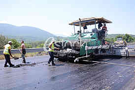 Part of the E80 highway from Bancarevo to the Red River