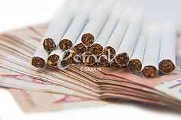 Thousand dinars bills and cigarette