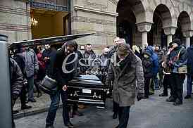 Marko Nikolic Sahrana_Photo e-stock Katarina Mihajlovic