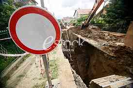 The injured workers at the site. Povredjeni radnici na gradilistu