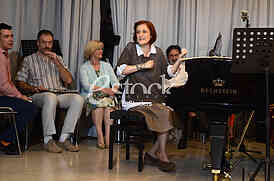 Laugh music in SANU