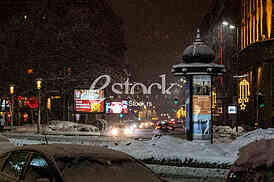 VREME - Zavejan Beograd nocu