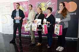 Awarding of prize travel sweepstakes,, Have an account and win '' from sponsors Fly Fly travel times.