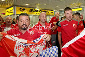 The arrival of the Red Star players 