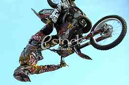 motorcycle acrobatic stunts