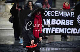 Zene u crnom