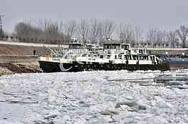 Zaledjen Dunav/ Frozen Danube