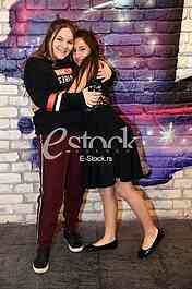 Pinkove zvezdice_photo_e-stock_Katarina Cvijovic