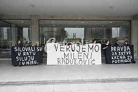 Protest podrske zenama
