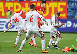 The first training of the national football team led by Ljubisa Tumbakovic