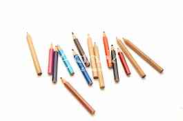 Color pencil