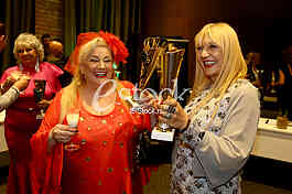 Vesna Rivas i Vesna Radomirovic