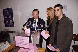 Ivica Dacic, Sanja Dacic i Luka Dacic