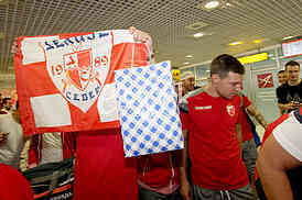 The arrival of the Red Star players 