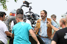 Tv series Dogs are barking, the wind carries