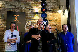 Dejan Cukic i Spori ritam bend