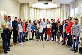 Преведи са језика: босански
Awarding the best students of the Municipality of Zvezdara



