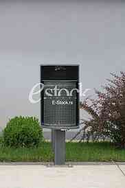 metal wastebasket litter bin and extinguishing cigarettes
