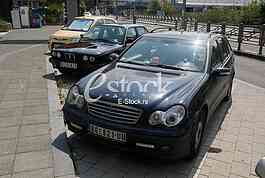 Milos Vijanic profesor car