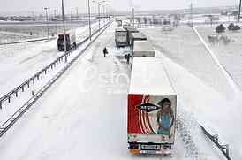 Highway in winter, state of emergency