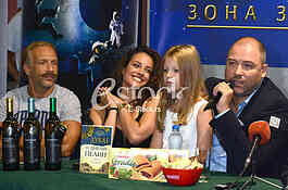 Press conference before the start of filmingCome back Zone