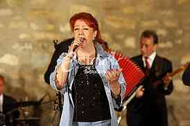 Folk singers