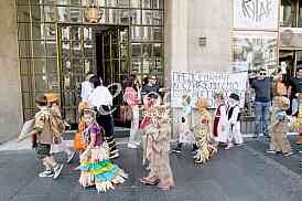 Protest in front of the SANU