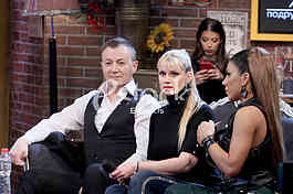 Shooting of Amigas show