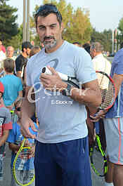 Public tennis hour 