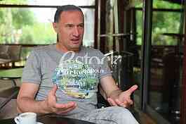 Goran Djorovic(born 11 November 1971 in Pristina) Serbian retired footballer. Mainly a central defender, he could also appear as a left back.